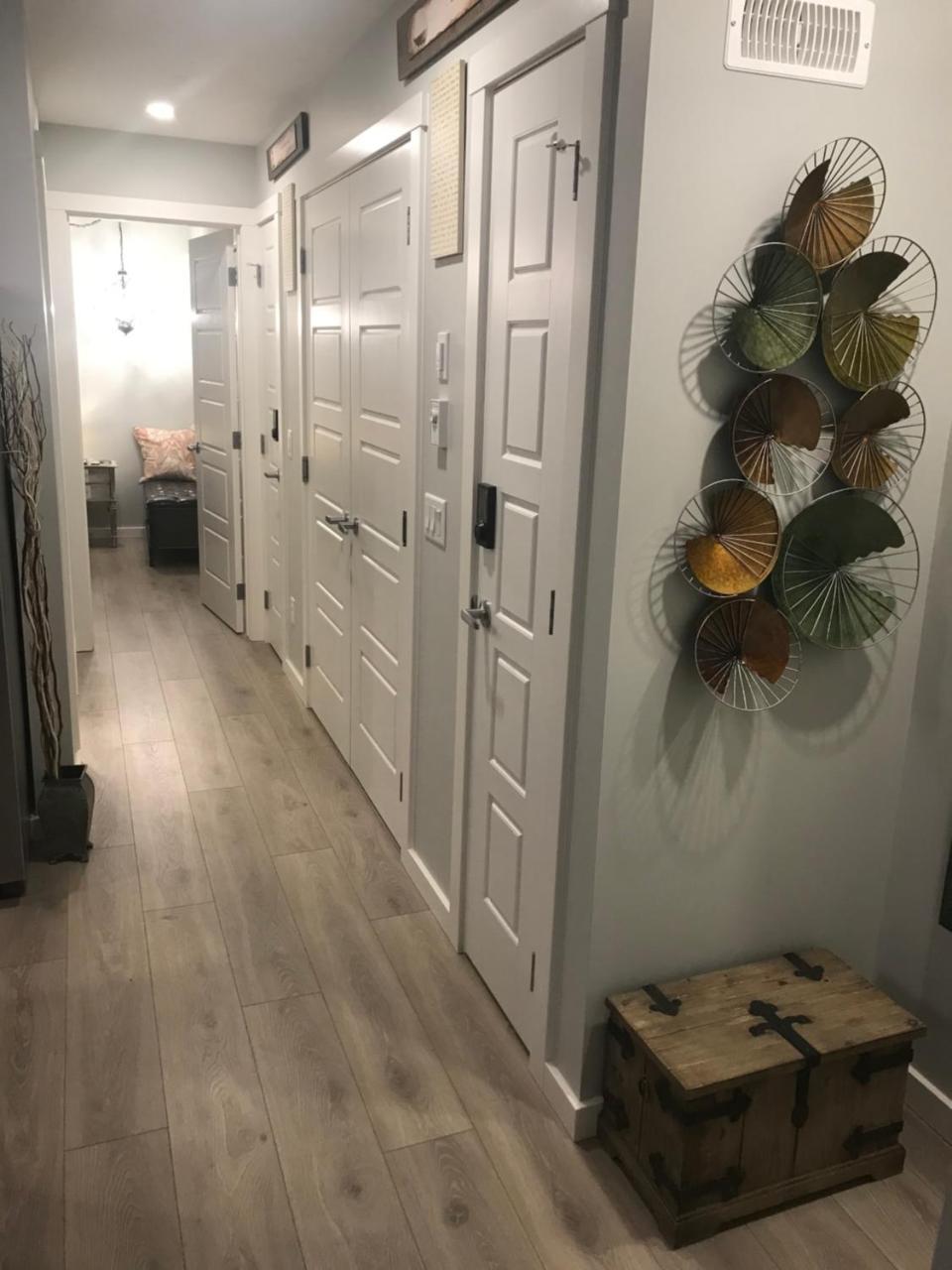 Home Sweet Condo YYC Екстериор снимка