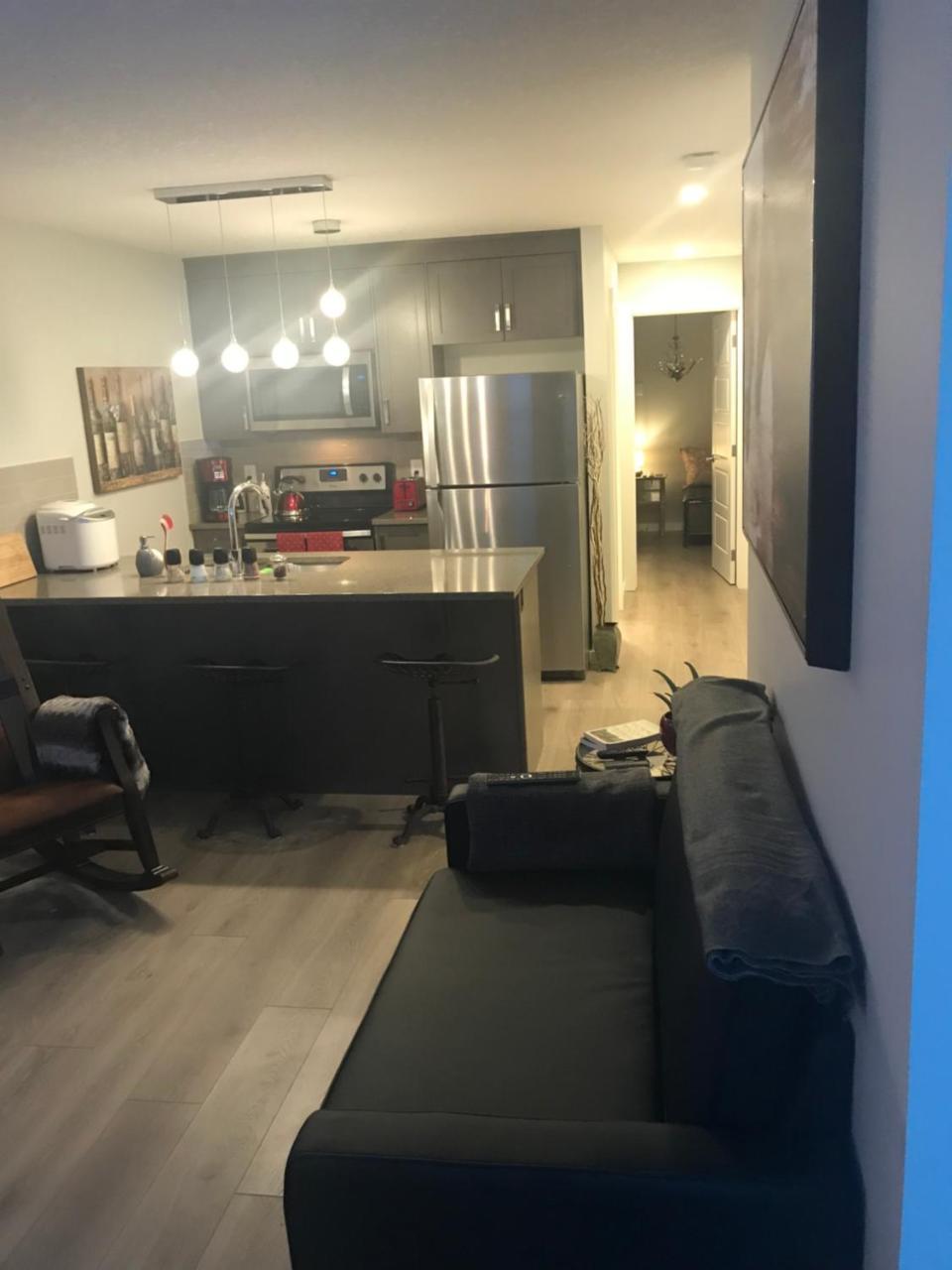 Home Sweet Condo YYC Екстериор снимка