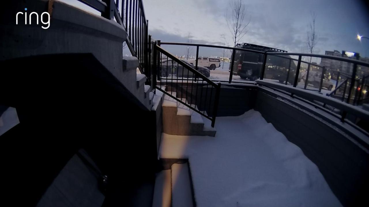 Home Sweet Condo YYC Екстериор снимка